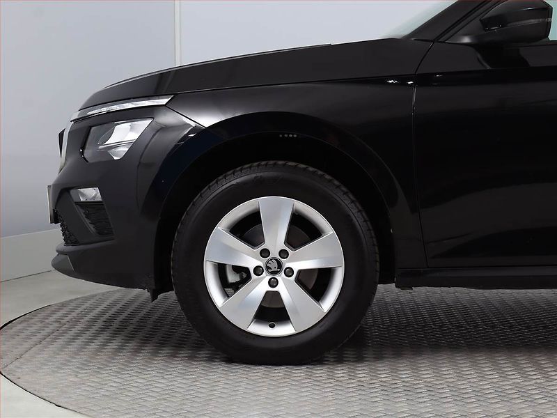 Škoda Kamiq (2025) Selection 1.0 TSI - fotka 12 z 18