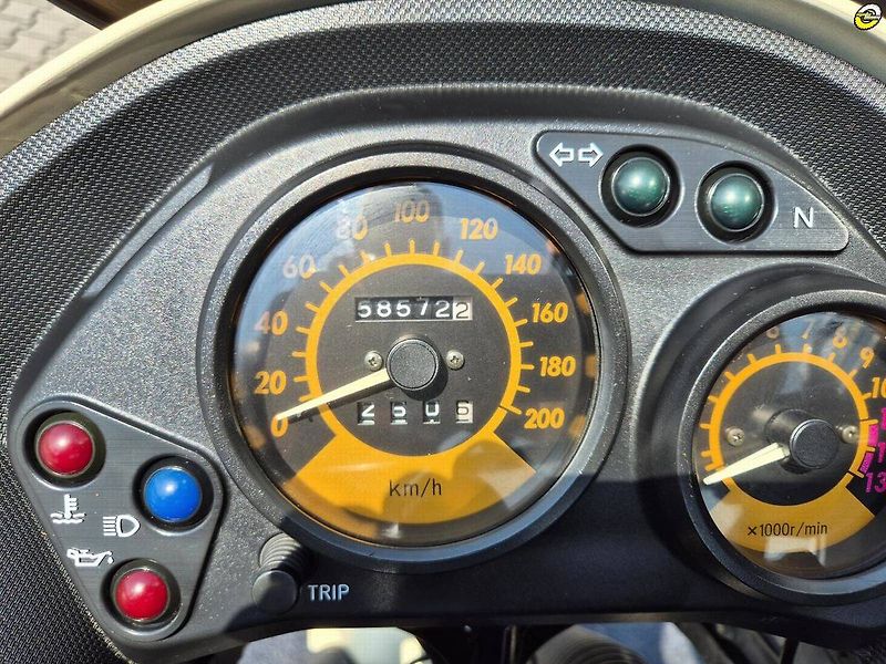 Kawasaki KLE 500 (2006) - fotka 21 z 22