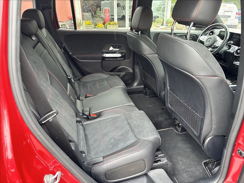 Mercedes-Benz GLB 2,0   AMG 35 - fotka 5 z 15