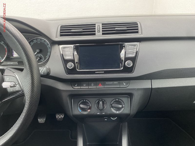 Škoda Fabia (2022) 1.0 TSi, 1.maj,ČR, Ambition - fotka 12 z 16