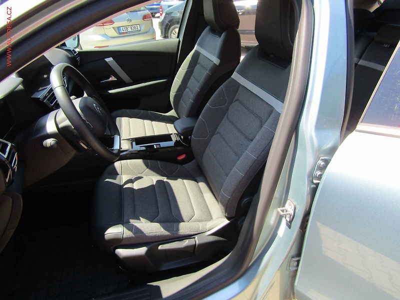 Citroën C4 (2021) 1.2 i, servis.kniha - fotka 9 z 18