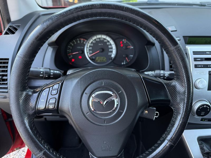 Mazda 5 1.8i 85kW ČR 7míst - fotka 13 z 18