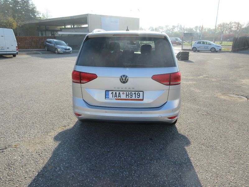 Volkswagen Touran 2.0 TDI 90 kW, Comfortline - fotka 4 z 20