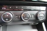 Škoda Octavia 1.6 TDI AUT. KLIMA NAVI TAŽNÉ - náhled 16