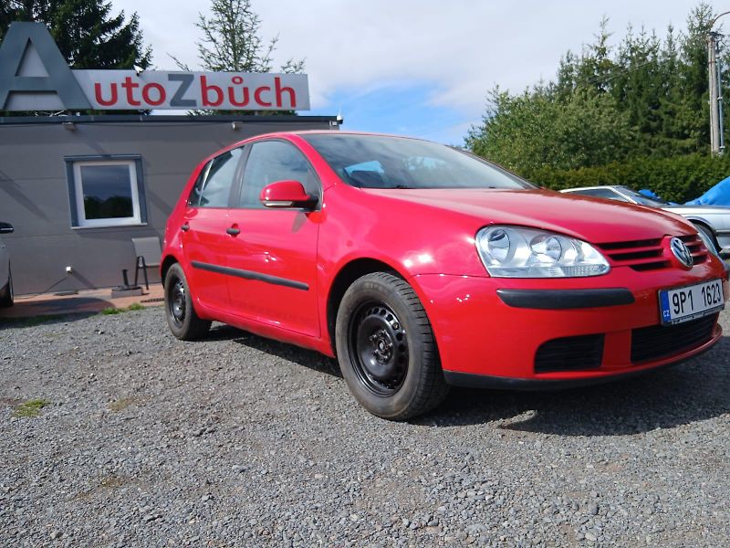 Volkswagen Golf 5, 1.4i - fotka 4 z 30