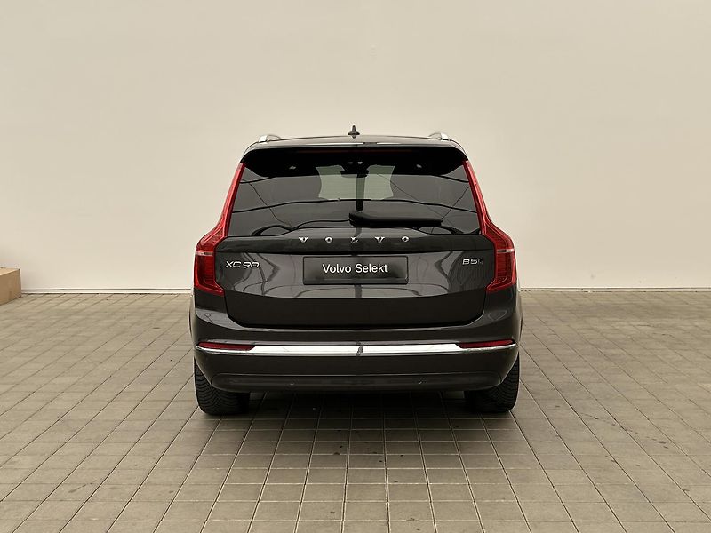 Volvo XC90 2.0 B5 4x4 PLUS Bright Vzduch - fotka 5 z 32