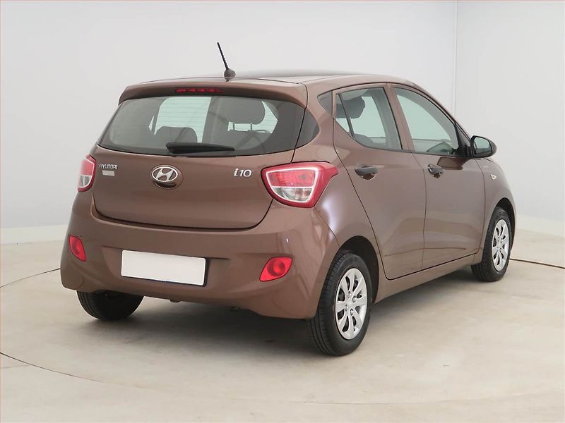 Hyundai i10 (2016) Family+ 1.0, ČR,1.maj - fotka 5 z 14