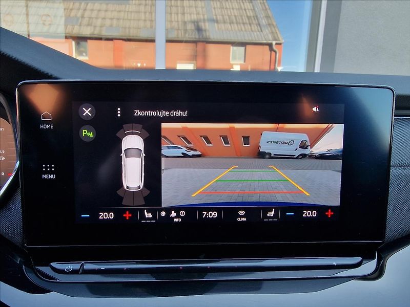 Škoda Octavia 2.0 TDI Style,původ ČR,1.Maj - fotka 26 z 50