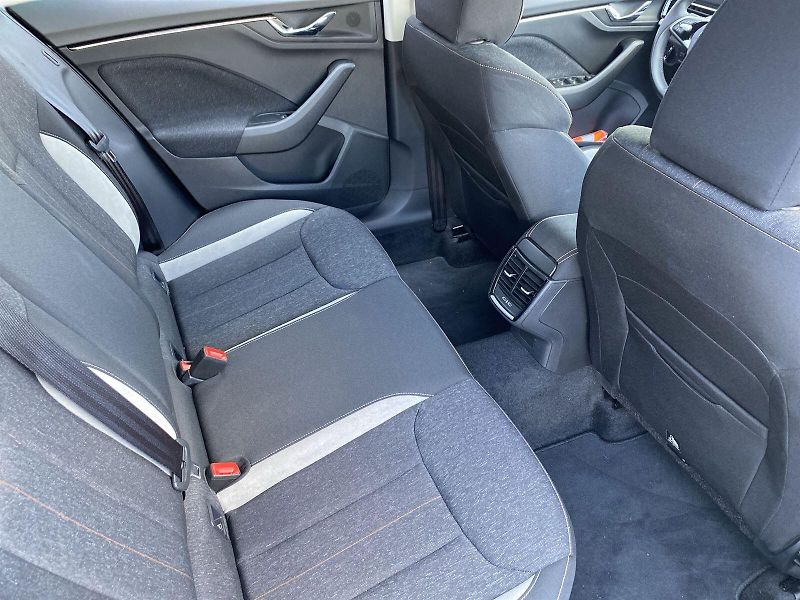 Škoda Scala (2025) 1.0 TSI Top Selection - fotka 11 z 33