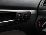 Volkswagen Touran (2007) Cross 2.0 TDI, Tempomat - náhled 15