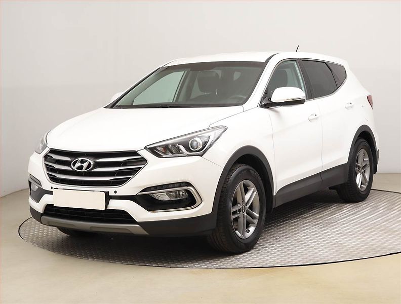 Hyundai Santa Fe (2018) 2.4 GDI, 4X4, ČR,1.maj - fotka 2 z 20