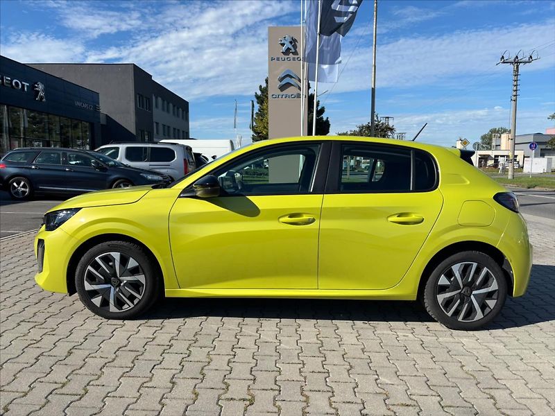 Peugeot 208 1,2 PureTech  Active-Manuál 5k - fotka 8 z 19