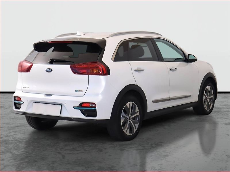 Kia e-Niro (2022) 64 kWh - fotka 5 z 21