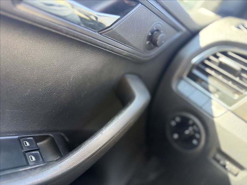 Škoda Fabia 1,2 TSI STYLE +SADA KOL - fotka 14 z 23
