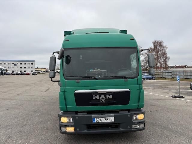 MAN TGL 8.220 4x2 třístranná shrn. - fotka 2 z 14