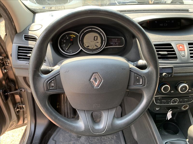 Renault Mégane 1,5 DCI,ČR - fotka 10 z 17