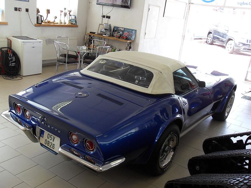 Chevrolet Ostatní (1973) Corvette 5,7 V8 REZERVACE - fotka 9 z 22