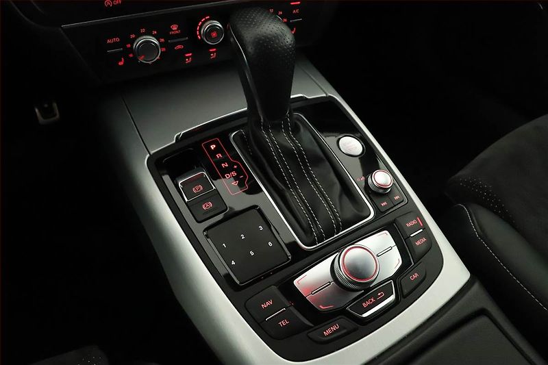 Audi A6 (2019) S line 3.0 TDI - fotka 14 z 18