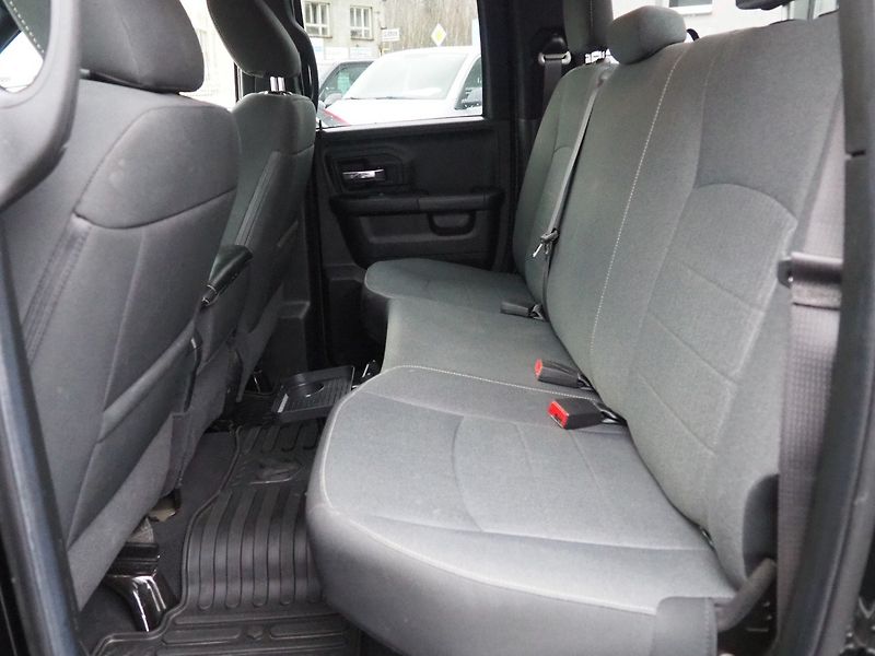 Dodge RAM 1500 (2021) Warlock 4x4 LPG - fotka 12 z 35