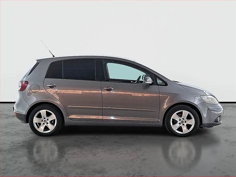 Volkswagen Golf Plus (2005) 2.0 FSI, nová STK, Tažné - fotka 6 z 15