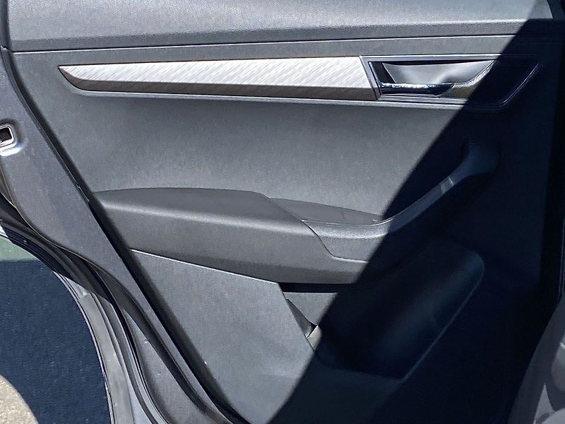 Škoda Karoq (2022) 2.0 TDI DSG Style+ - fotka 29 z 37