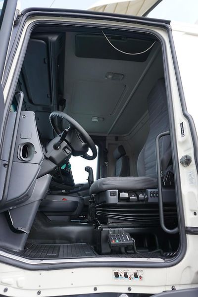 Scania (2012) R 480 / E 6 / CHŁODNIA + WINDA - fotka 7 z 45