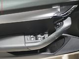 Škoda Octavia (2018) 1.6 TDi, 2.maj,ČR, Ambition - náhled 11