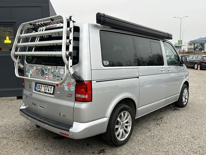 Volkswagen Multivan (2010) Volkswagen Multivan 2010 - fotka 6 z 17