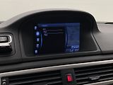 Volvo XC70 D5 AWD SUMMUM REZERVACE - náhled 36