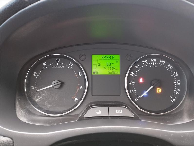 Škoda Roomster 1,2 77KW DSG - fotka 11 z 17