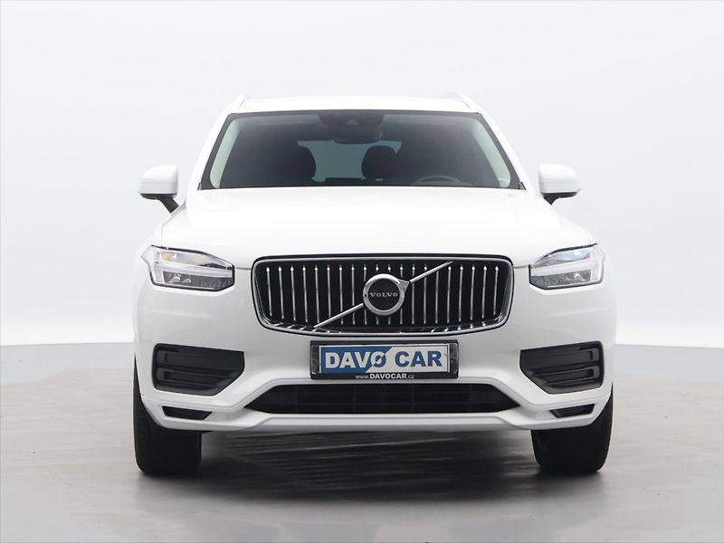 Volvo XC90 2,0 B5 173 kW AWD 7 Míst DPH C - fotka 2 z 28
