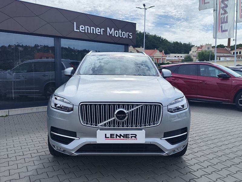 Volvo XC90 D5 2.0/173kW Inscription AT 4x - fotka 2 z 47