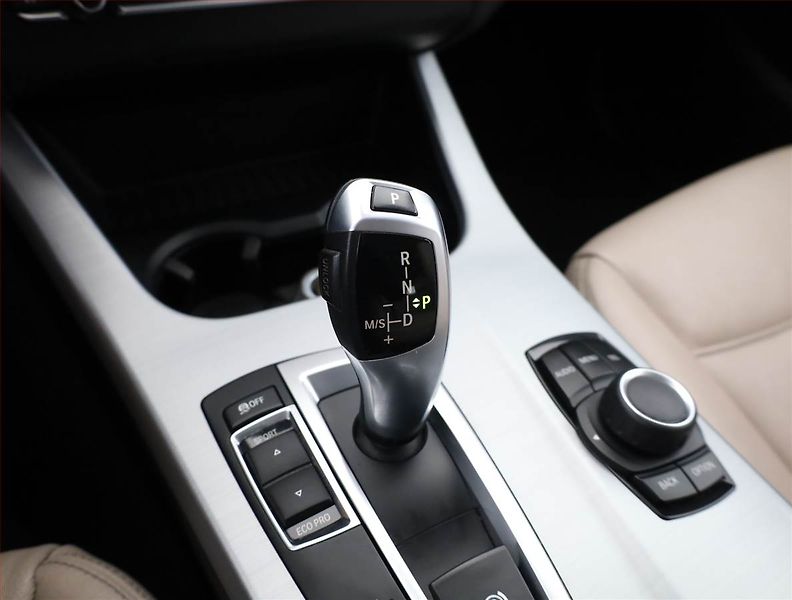 BMW X3 (2013) xDrive20d, 4X4, Automat - fotka 13 z 21