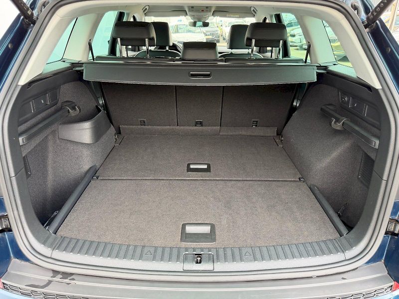 Škoda Kodiaq (2022) 2.0 TSI 140kW 4x4 DSG L&K - fotka 34 z 35