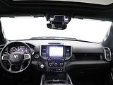 Dodge RAM 5,7 1500 295kW Laramie 4x4 - náhled 24