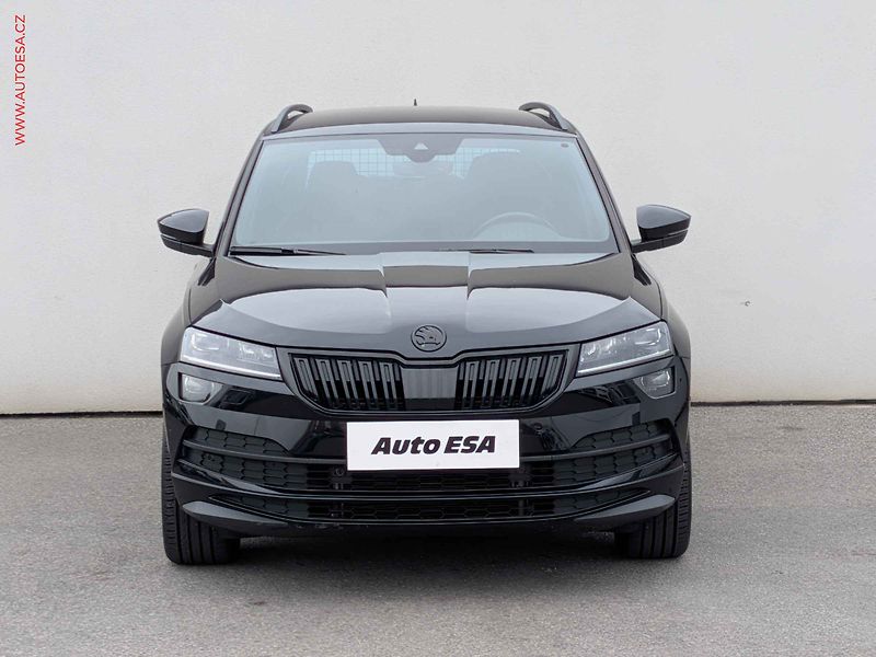 Škoda Karoq (2019) 2.0 TSi 4x4, 2.maj,ČR, Style - fotka 2 z 15