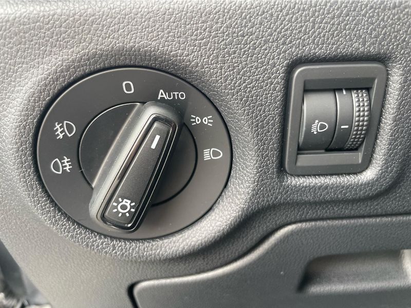 Škoda Fabia 1.0 TSi DSG 7st. TOP SELECTION - fotka 15 z 27