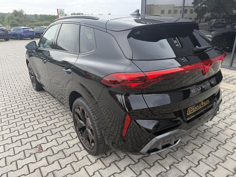 Cupra Terramar (2026) 2.0TSI 150kW 4WD R20 NT ZÁR 5L - fotka 5 z 37