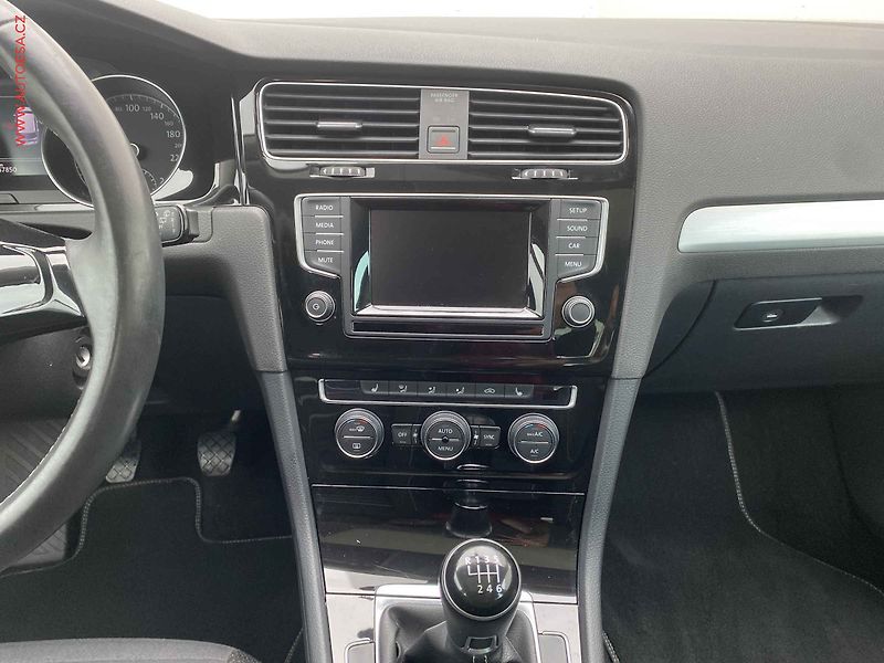 Volkswagen Golf (2015) 1.4 TSi, CUP, panor, TZ - fotka 12 z 17