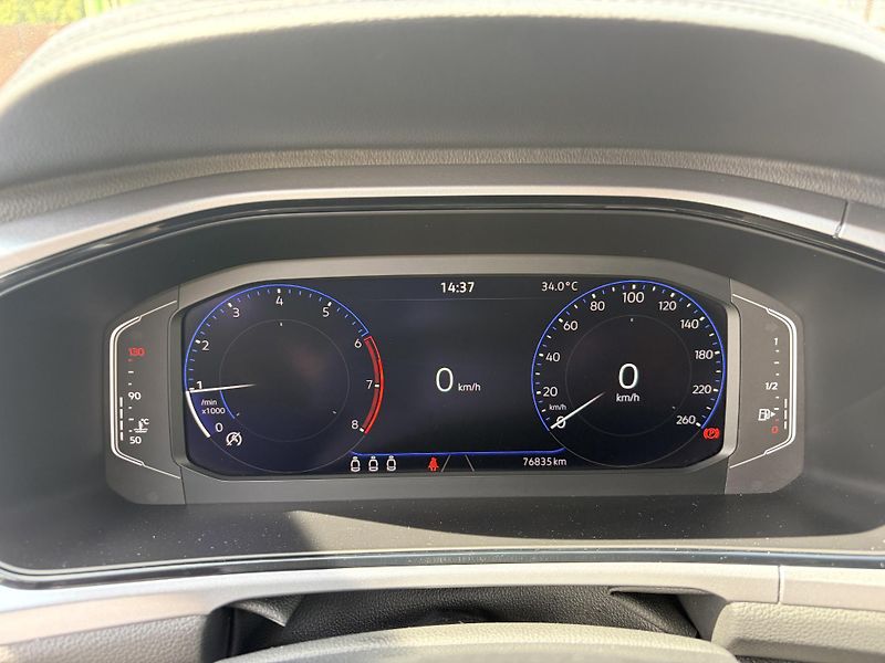 Volkswagen T-Roc 1.0TSI LED VIRTUAL REZERVACE - fotka 16 z 47