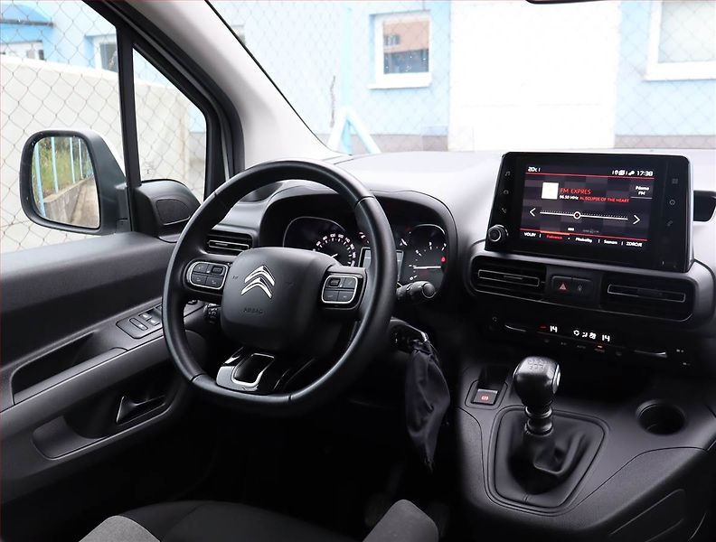 Citroën Berlingo (2020) Feel 1.5 BlueHDi, 5Míst, SR - fotka 7 z 17