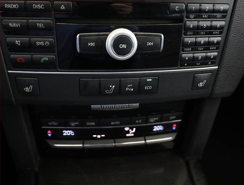 Mercedes-Benz Třídy E (2011) Avantgarde E 250 CDI, Automat - fotka 12 z 18