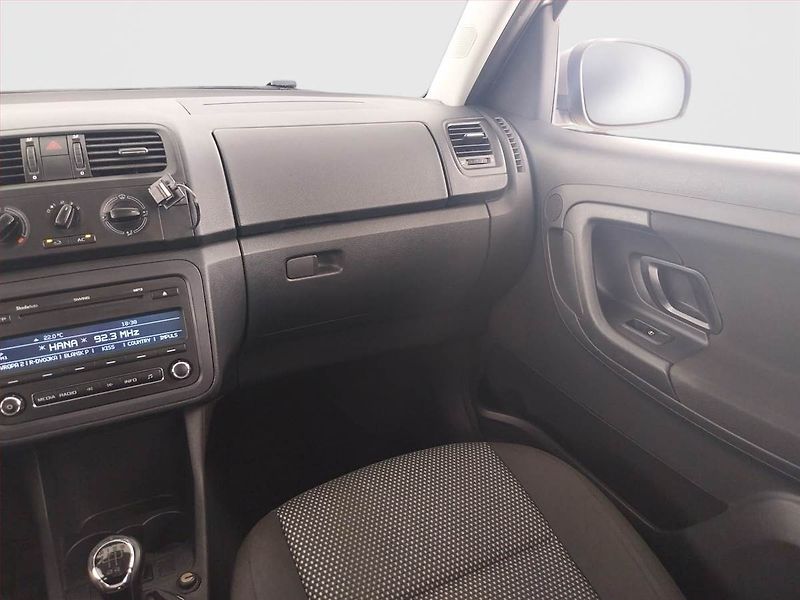 Škoda Roomster (2012) Scout 1.2 TSI, Serv.kniha - fotka 8 z 18