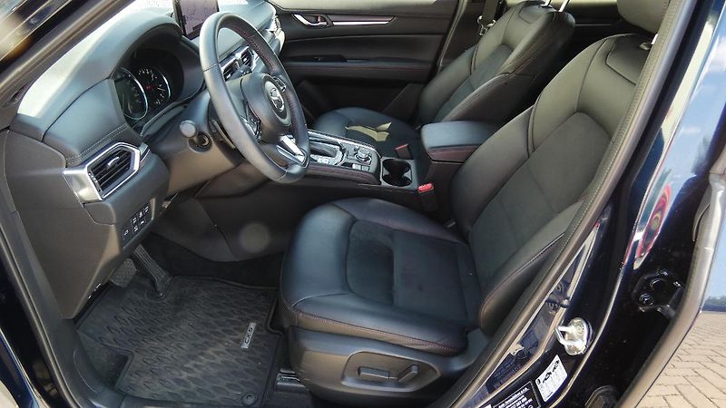 Mazda CX-5 Homura 2.0 Skyactiv-G165 - fotka 18 z 25