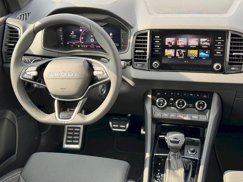 Škoda Karoq (2026) Sportline 1.5 TSI 110 kW DSG - fotka 5 z 32