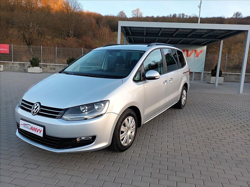 Volkswagen Sharan 2,0 TDI,7MÍST,SERVISKA,VÝHŘEV - fotka 1 z 46