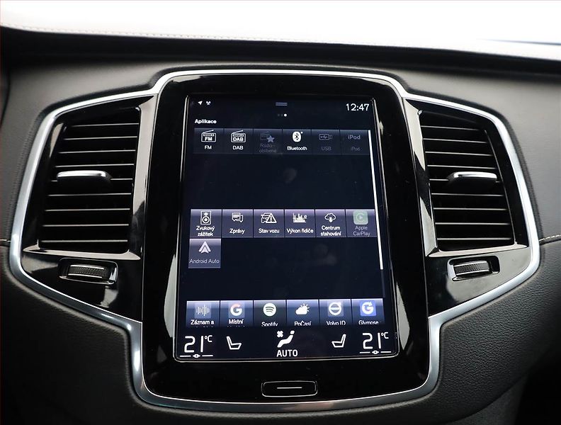Volvo XC90 (2021) B6 AWD - fotka 13 z 22