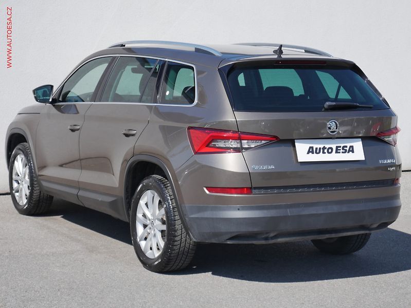 Škoda Kodiaq (2017) 2.0 TSi 4x4, 7míst, ČR - fotka 6 z 27