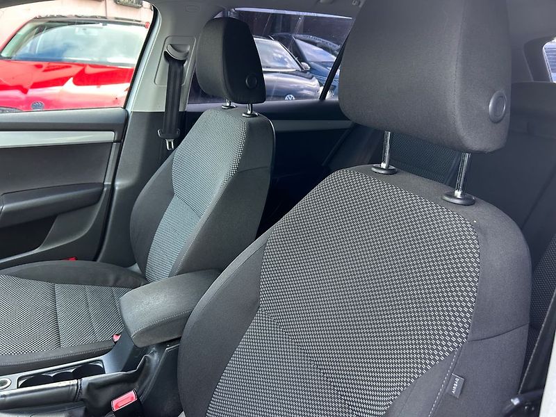 Škoda Octavia (2013) 2.0 TDi 110 KW - fotka 11 z 27
