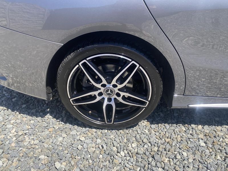 Mercedes-Benz CLA 220D 170PS AMG SERVIS MB - fotka 54 z 160